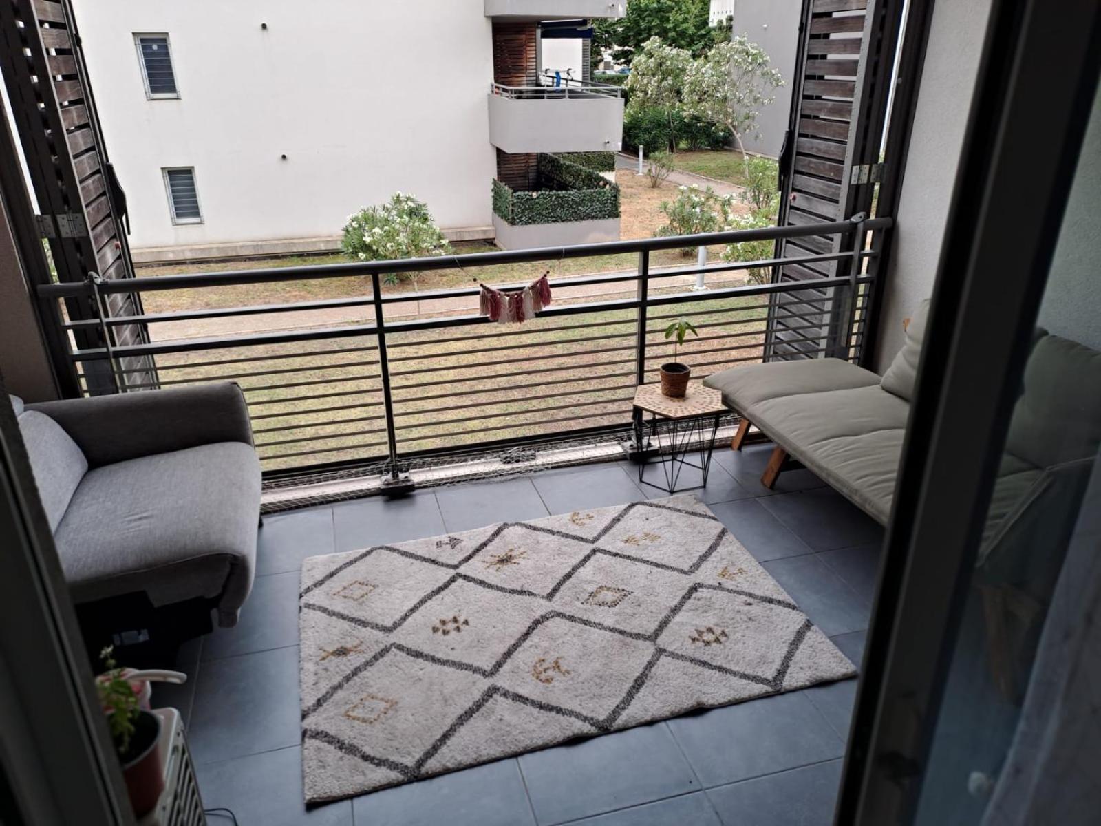 Appartement T2 Avec Terrasse, 5 Min De La Plage Fréjus Exteriér fotografie